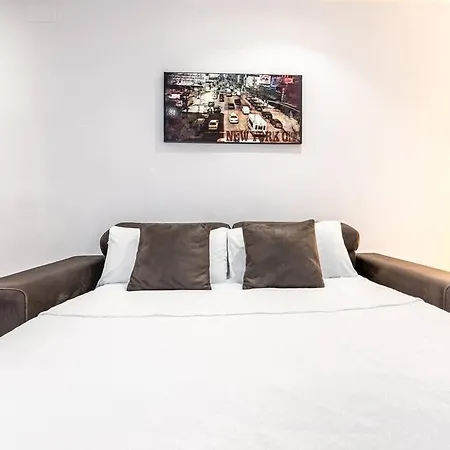 Apartment Minimalistic In The Heart Of By Rems Malaga