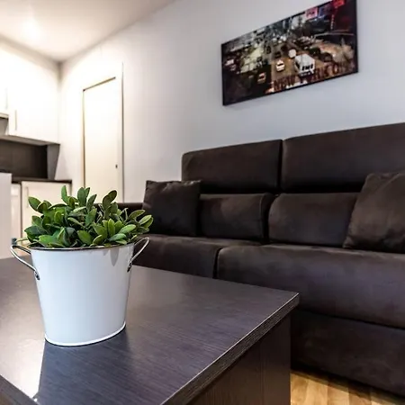 Minimalistic In The Heart Of By Rems